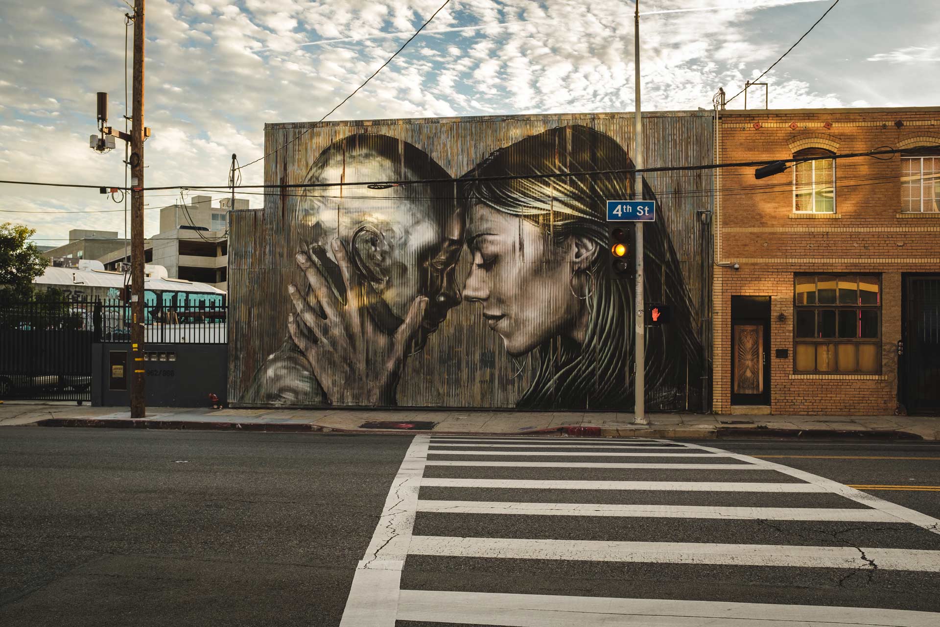 Los Angeles-Downtown-California-Art-District-connection