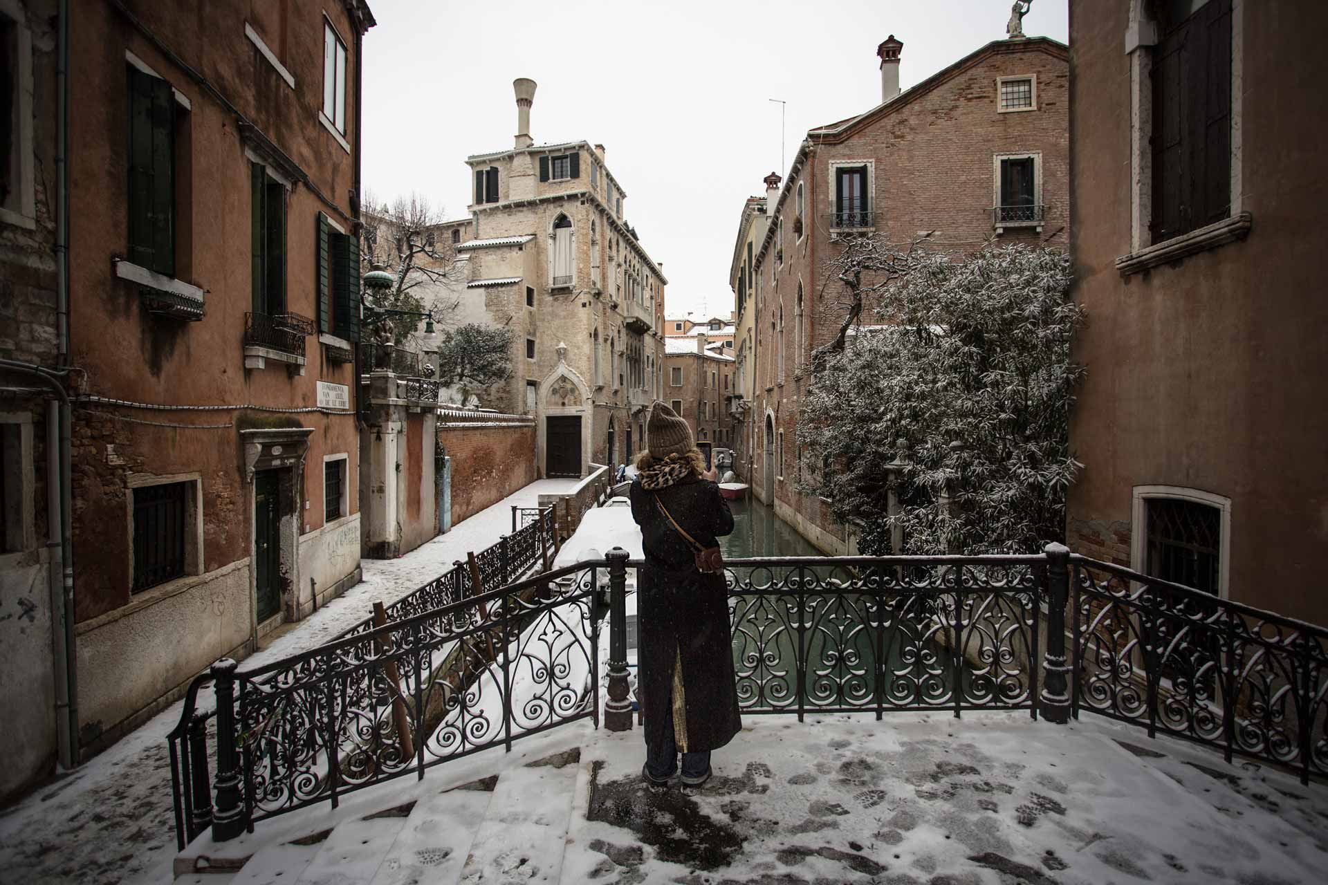 Venice-Italy-Cannaregio-Van-Axel-snow
