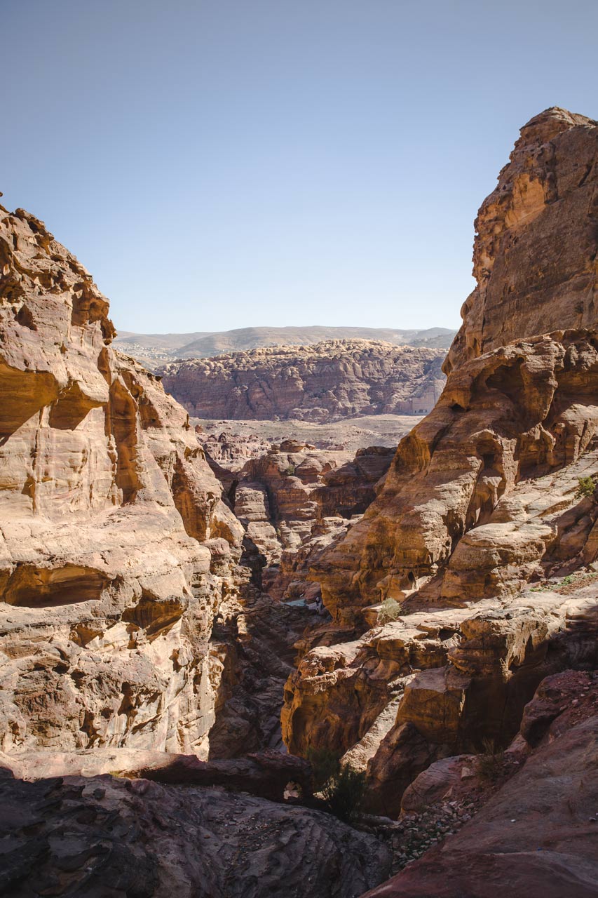 Petra-Hike-to-old-town-Jordan