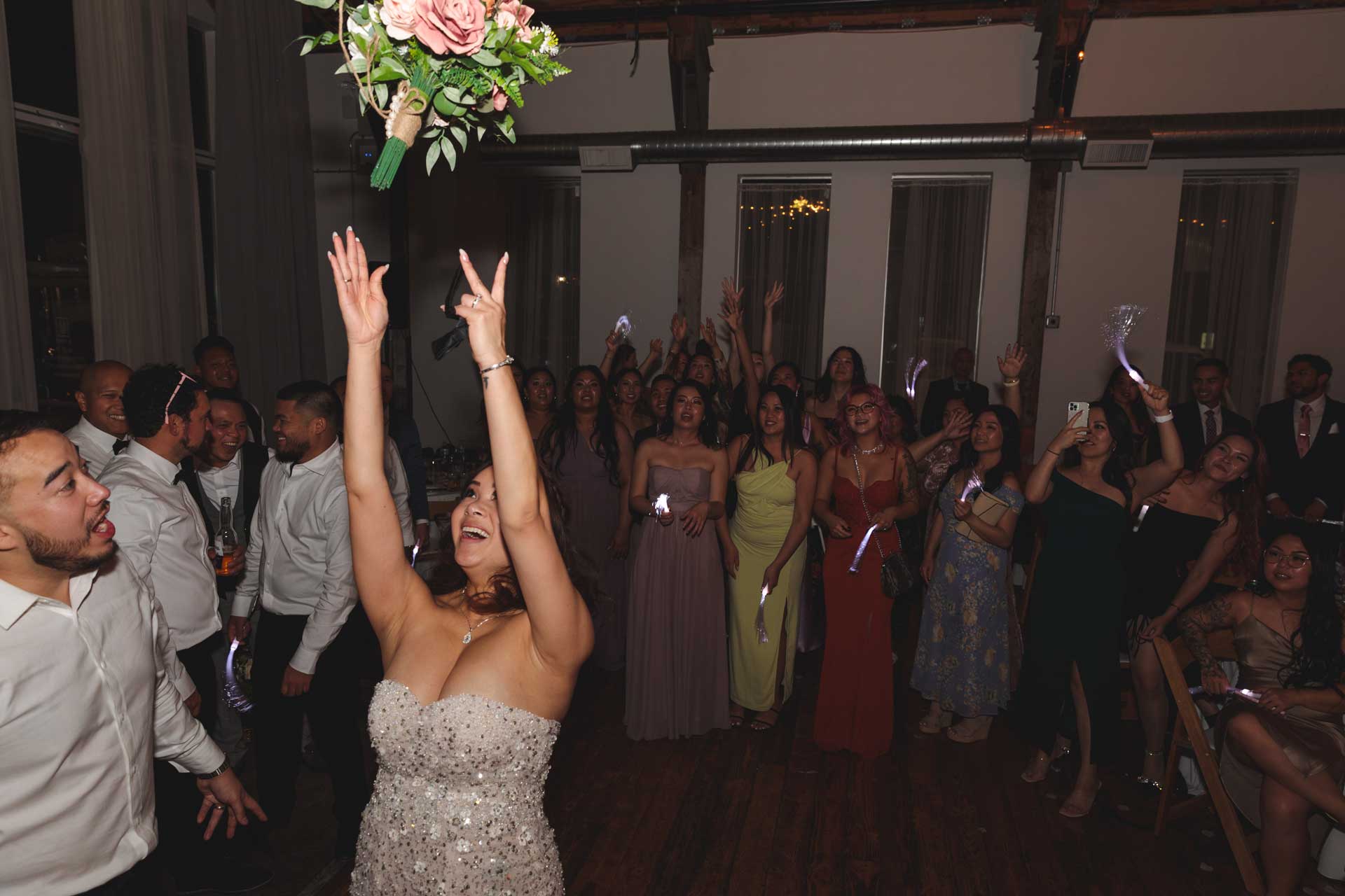 Vi-Tan-Wedding-Seattle-dance-bouquet